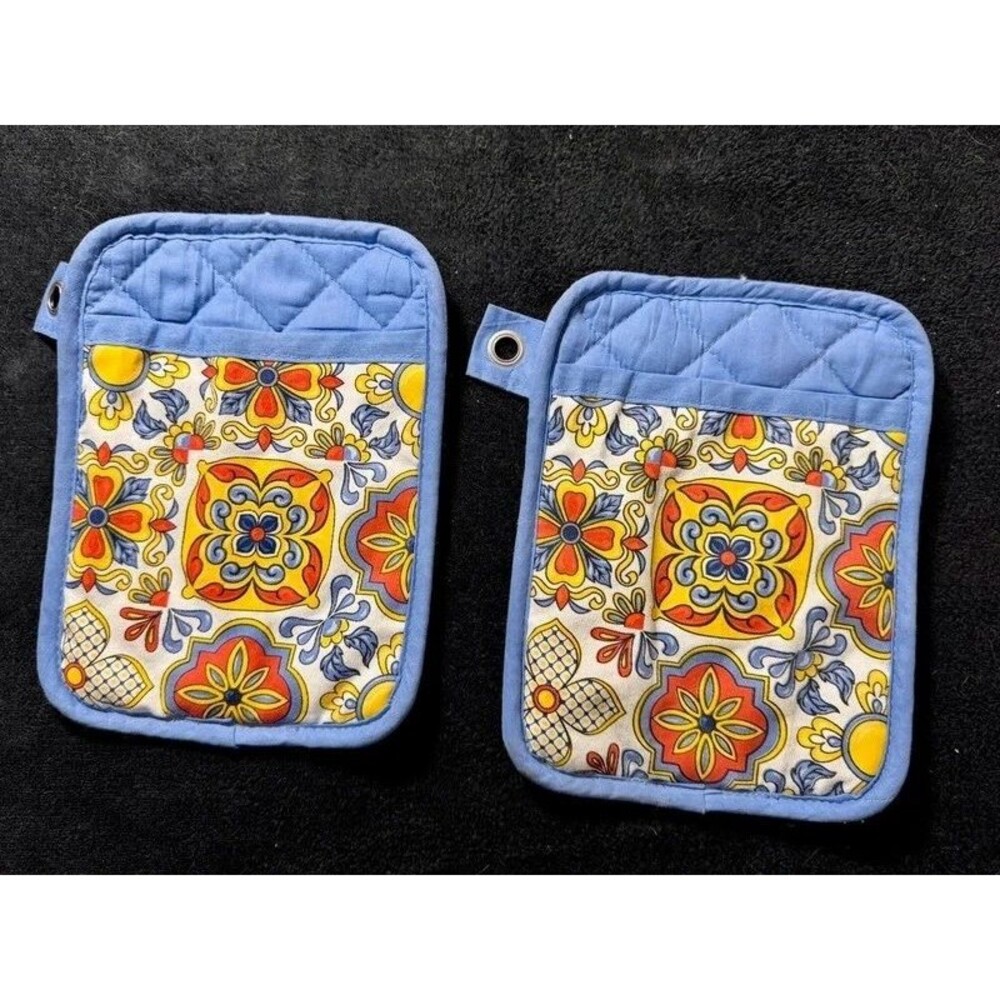 Draper James Geometric Floral Pot Holders Blue Set of 2 Silicone Grip